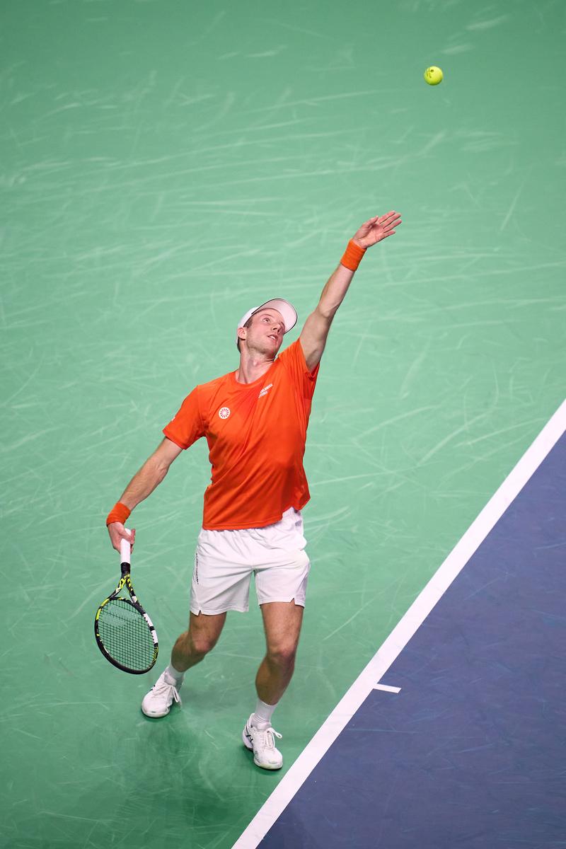 网球战术调整奏效，成功扭转局势