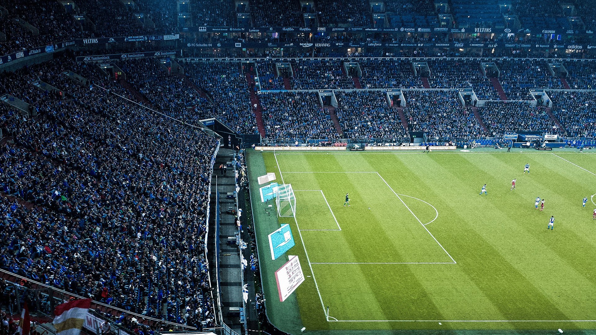 欧冠双雄夜,拉什福德连击定乾坤,拉齐奥压哨绝杀希腊神话