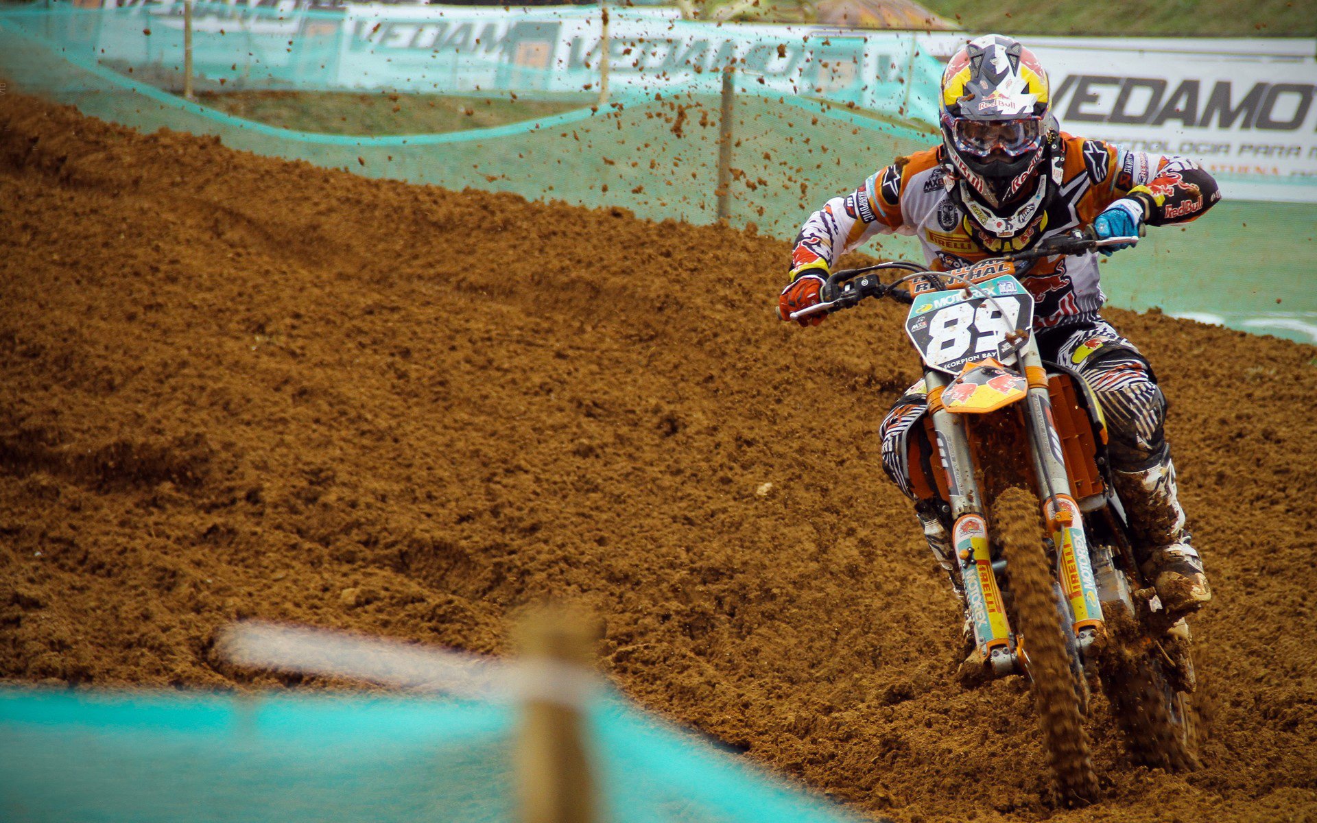 硬汉篮球与极速艺术的交响，老鹰鏖战破黄蜂，切特摩纳哥封神夜